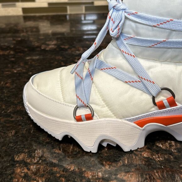 SOREL Free People Movement Kinetic Impact NXT White Waterproof Boots 10 DISPLAY - Picture 5 of 16